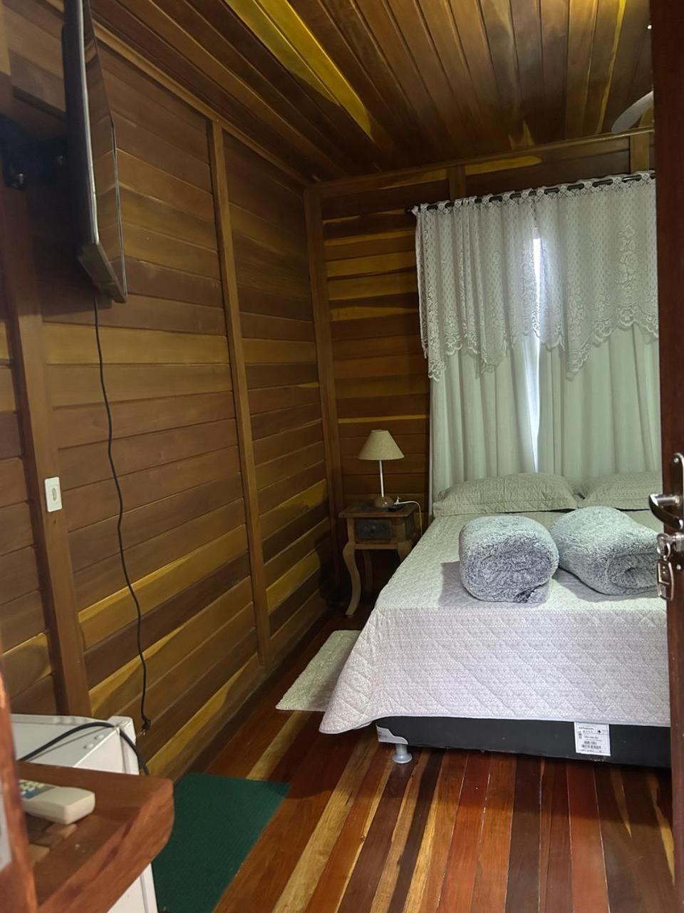 Chale Ipe Branco Hotell Pedra Azul  Exteriör bild